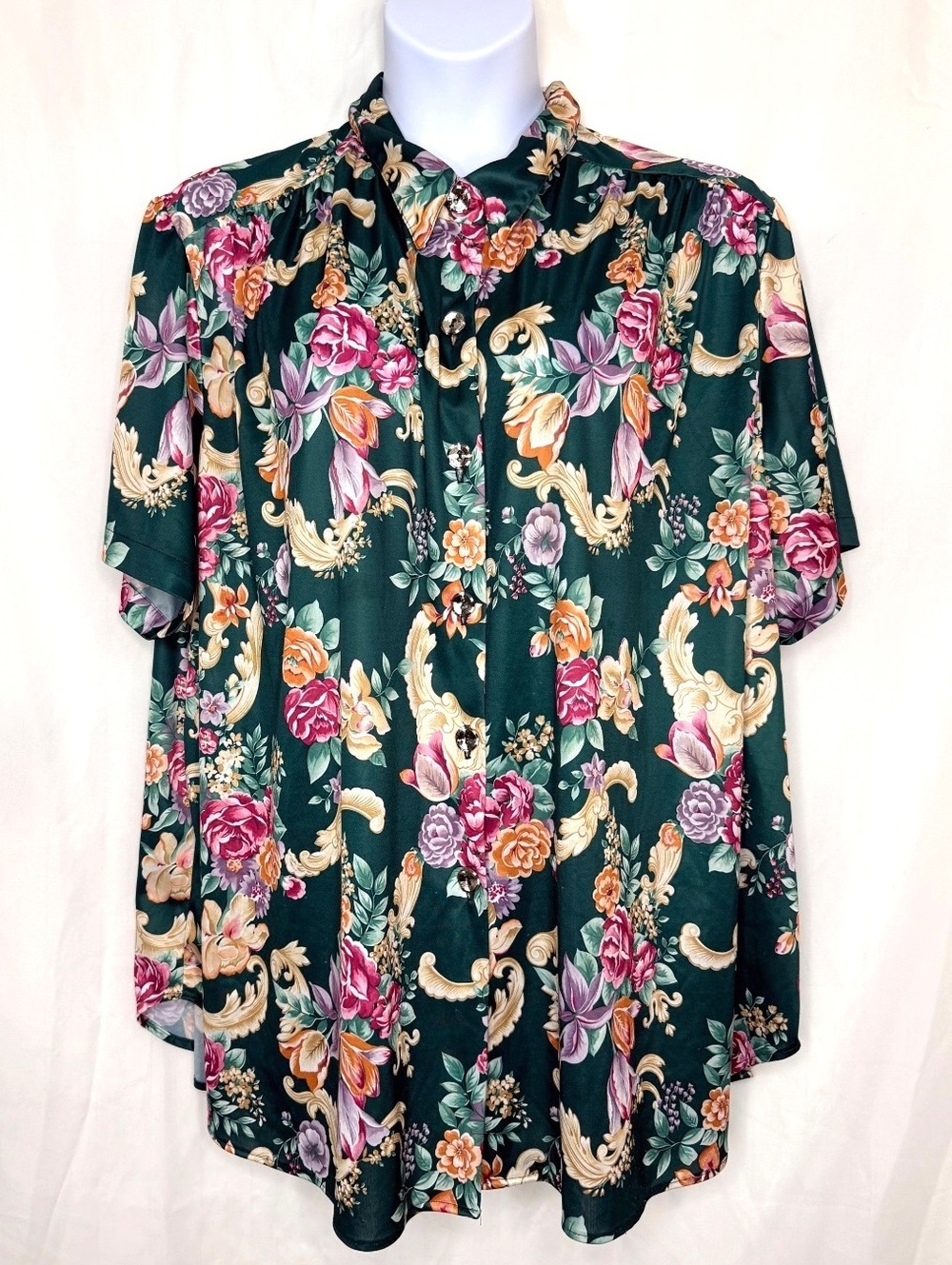 80s/90s Joanna Maximalist Oversized Floral Button Up Gold Buttons